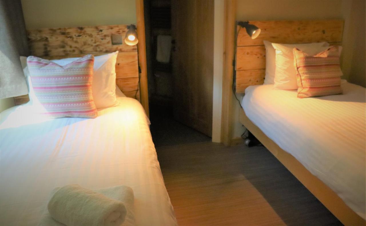 South Downs Eco Lodge & Camping East Meon Bagian luar foto
